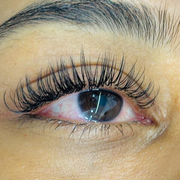 Eyelash extension classic natural